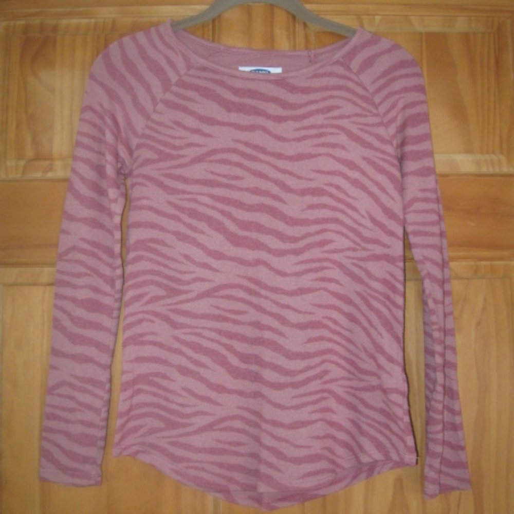 5/$30 Girls Old Navy Pink Long Sleeve Shirt